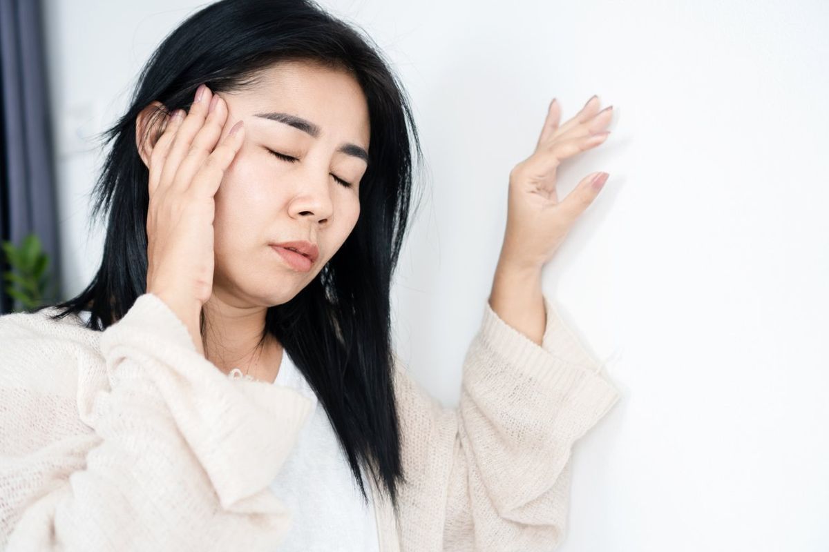 Asian woman having problem with POTS